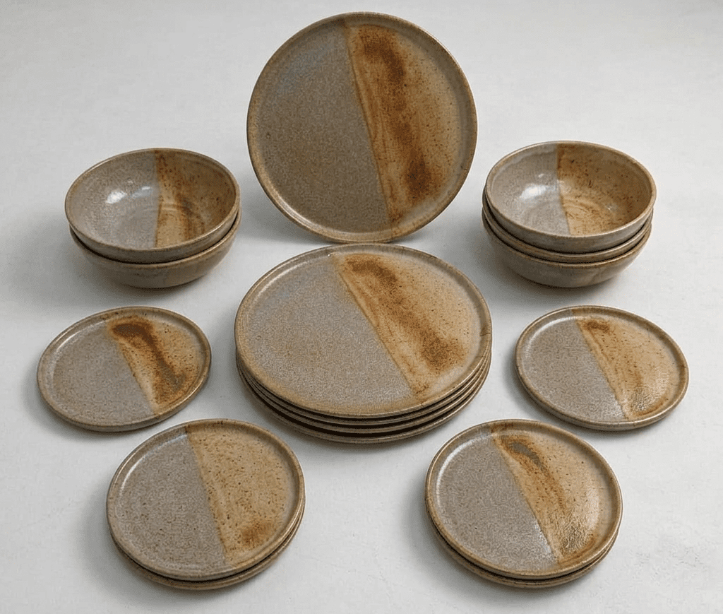 Vajilla de gres a torno en varios colores — Land Ceramic